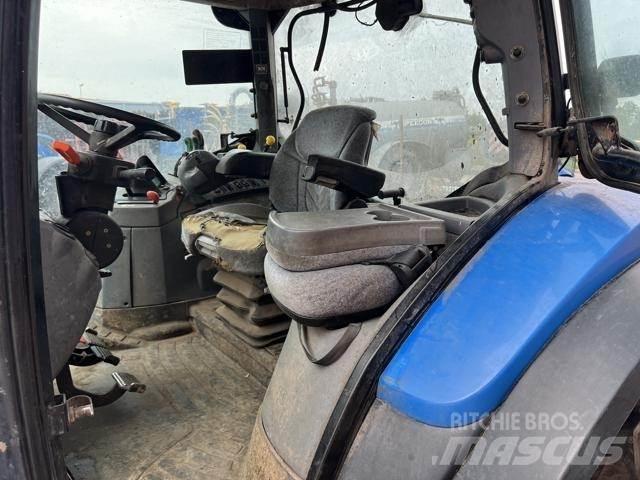 New Holland T6030 Tratores Agrícolas usados