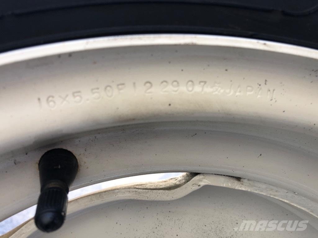 Bridgestone AS 7-16 Tractores compactos