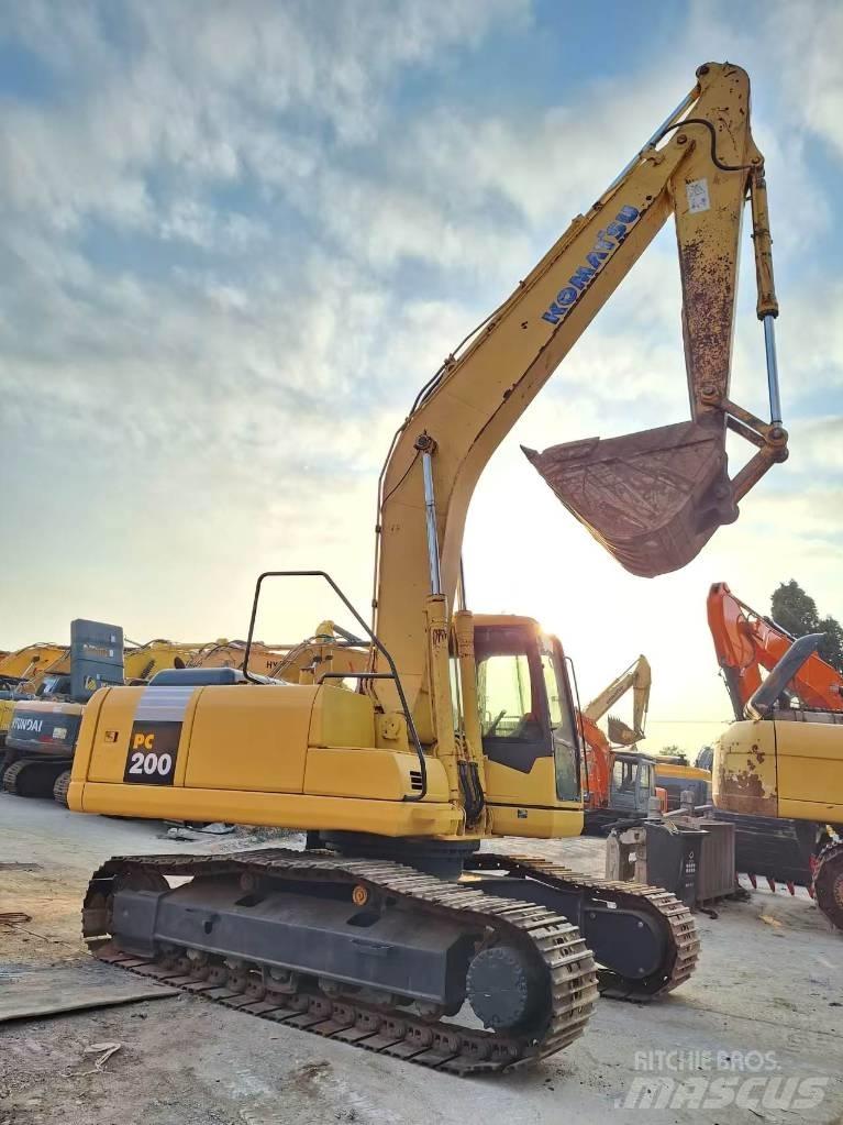 Komatsu PC 200-7 Escavadoras de rastos