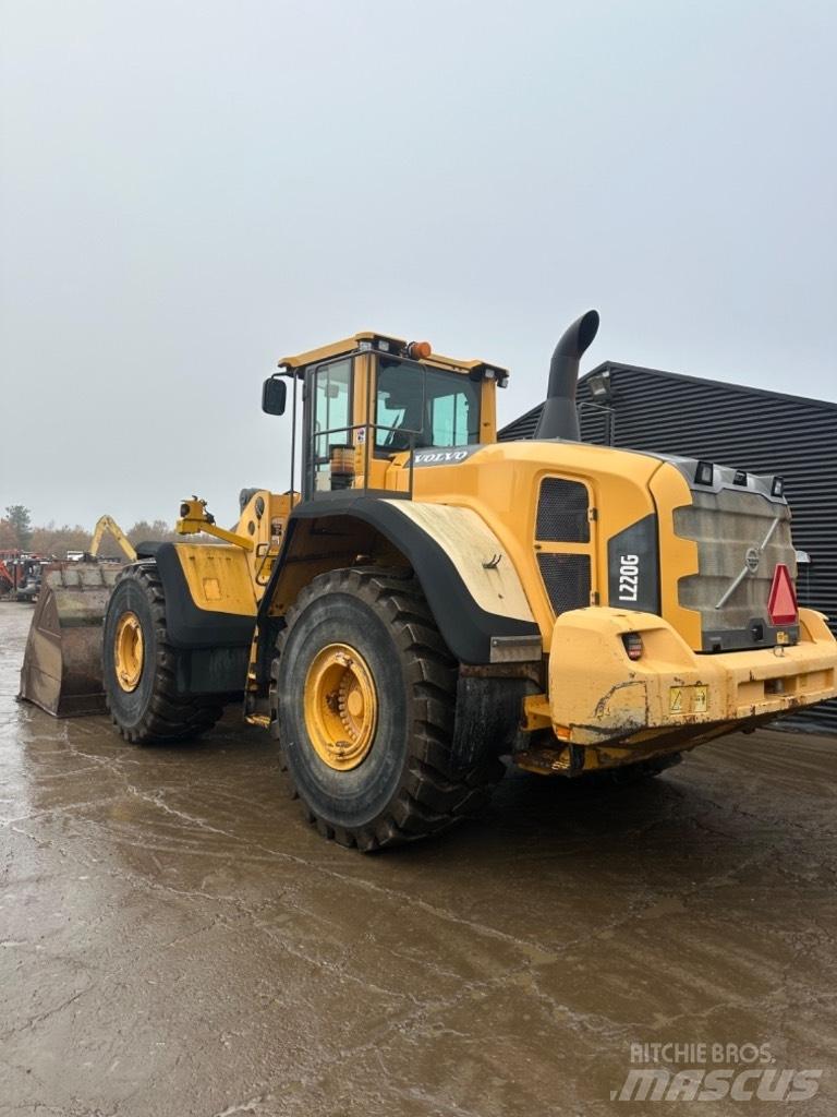 Volvo L 220 G Pás carregadoras de rodas