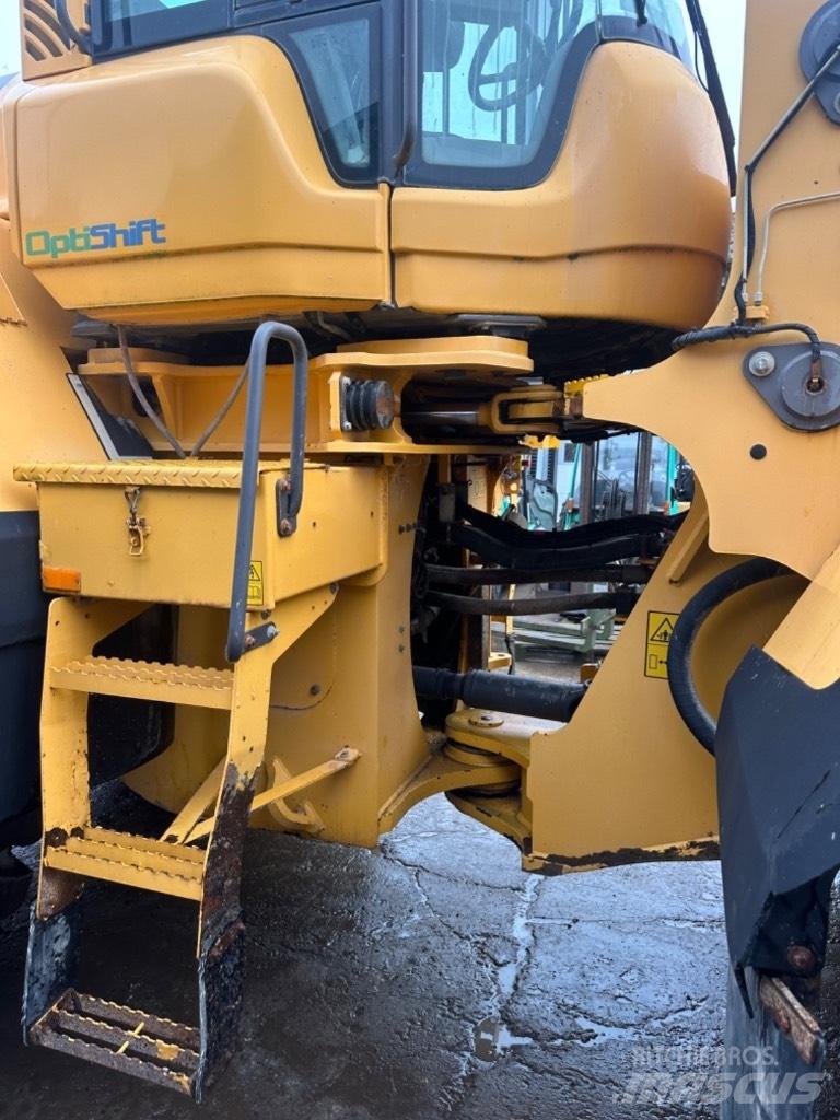 Volvo L 220 G Pás carregadoras de rodas