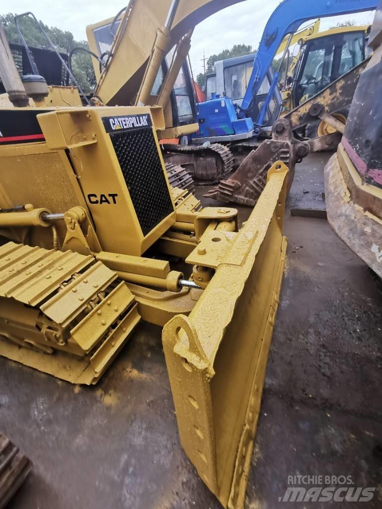 CAT D 3 C Dozers - Tratores rastos
