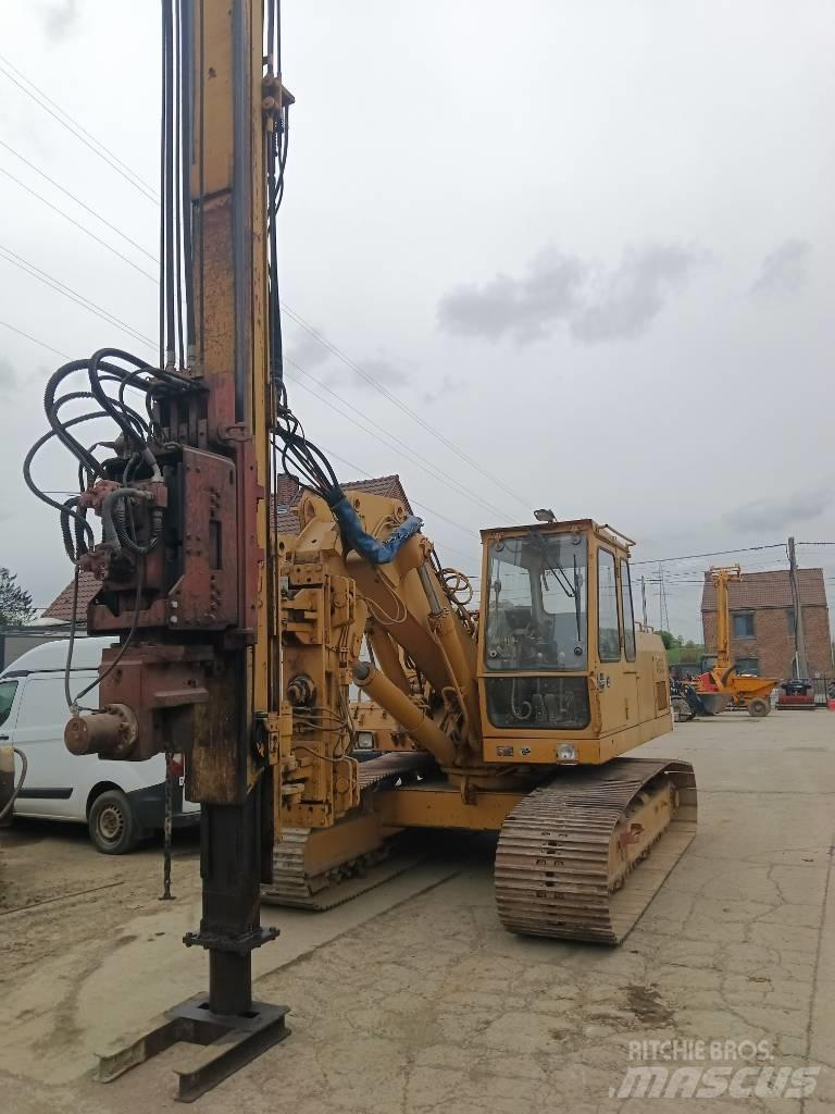 Liebherr R 922 L Escavadoras de rastos