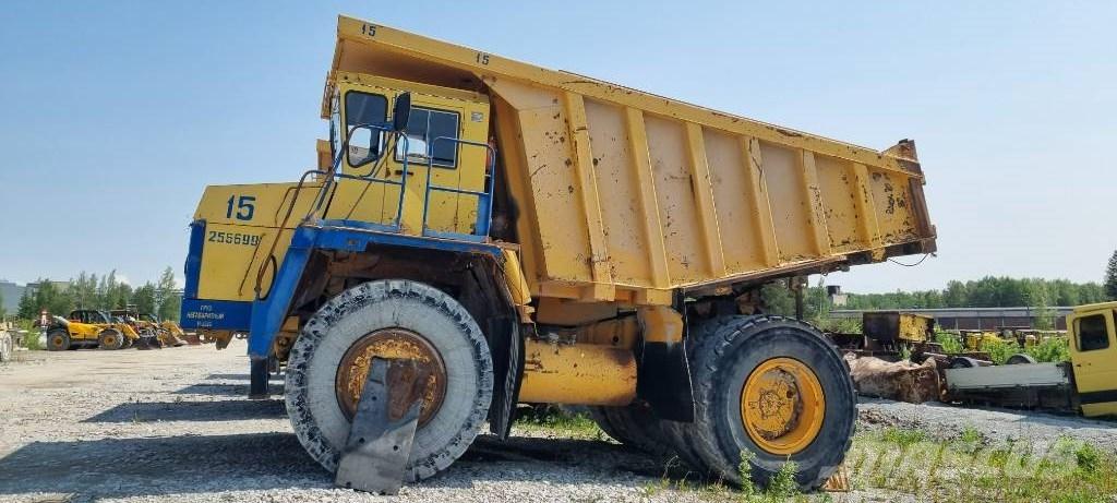 Belaz 75473 Camiőes dumper basculantes rígidos