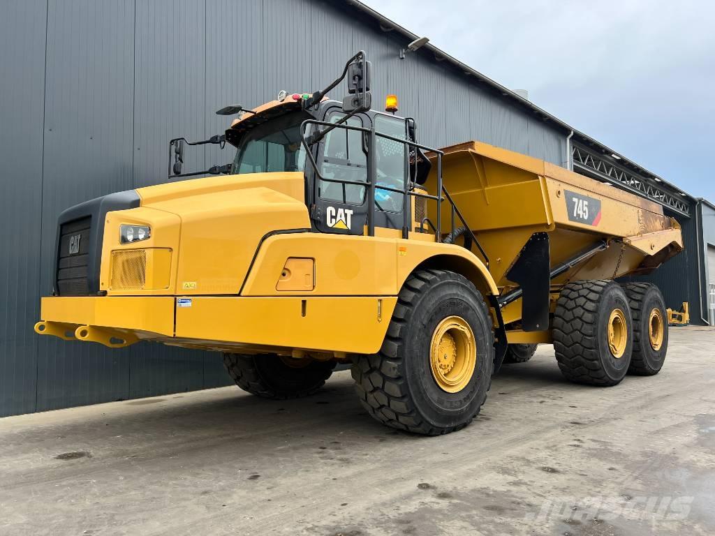 CAT 745 Camiões articulados