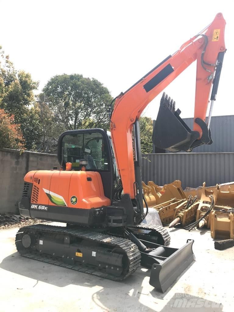 Doosan DX 60 Mini Escavadoras <7t