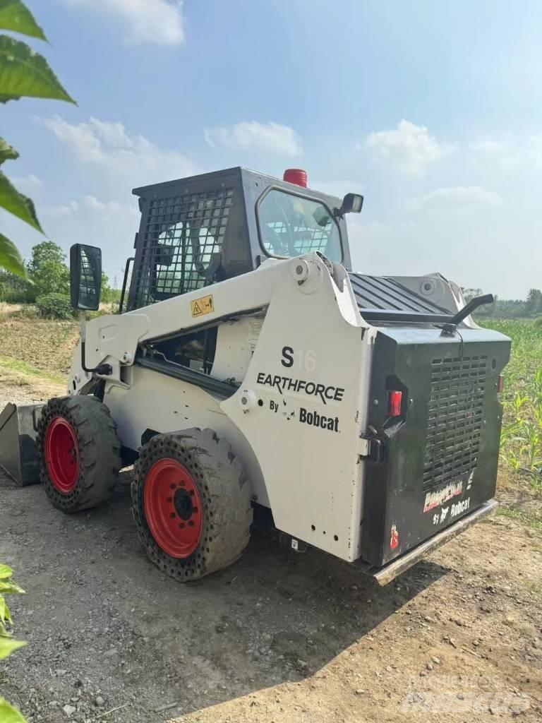 Bobcat S16 Carregadoras de direcção deslizante