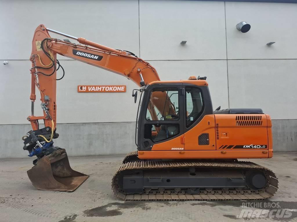 Doosan DX 140 LC Escavadoras de rastos