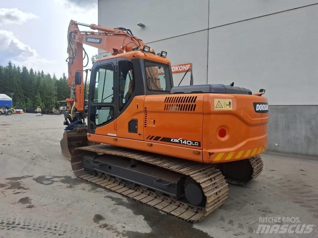 Doosan DX 140 LC Escavadoras de rastos