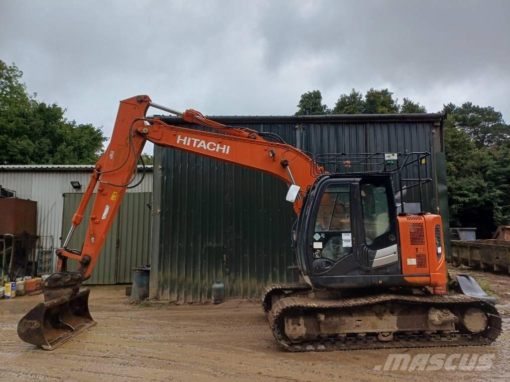 Hitachi ZX 135 US-6 Escavadoras de rastos