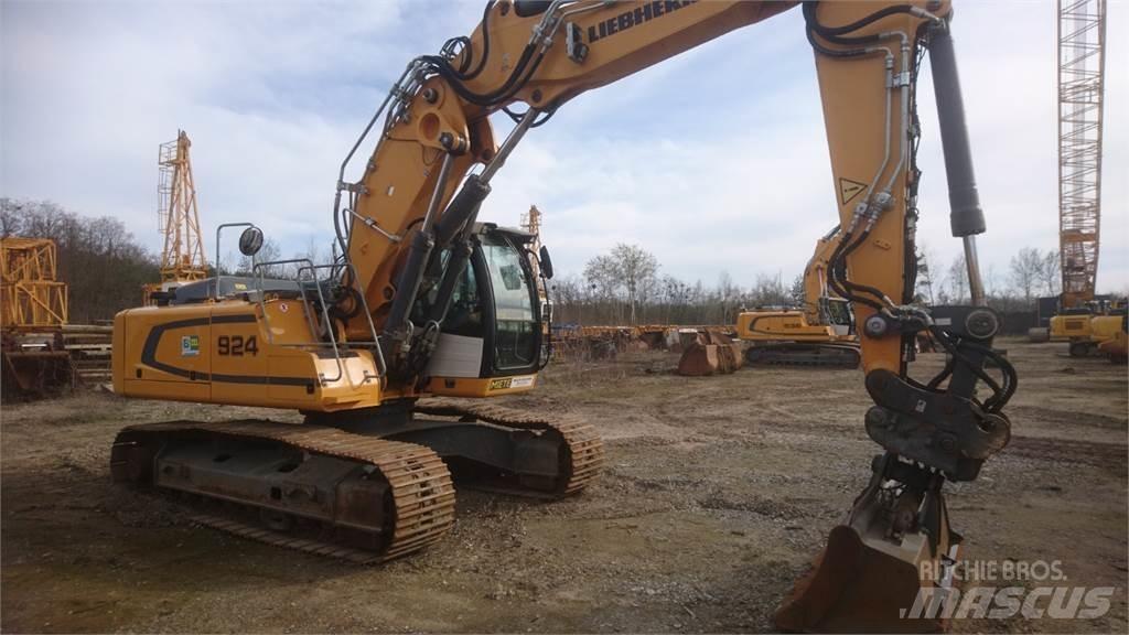 Liebherr R924LC Escavadoras de rastos