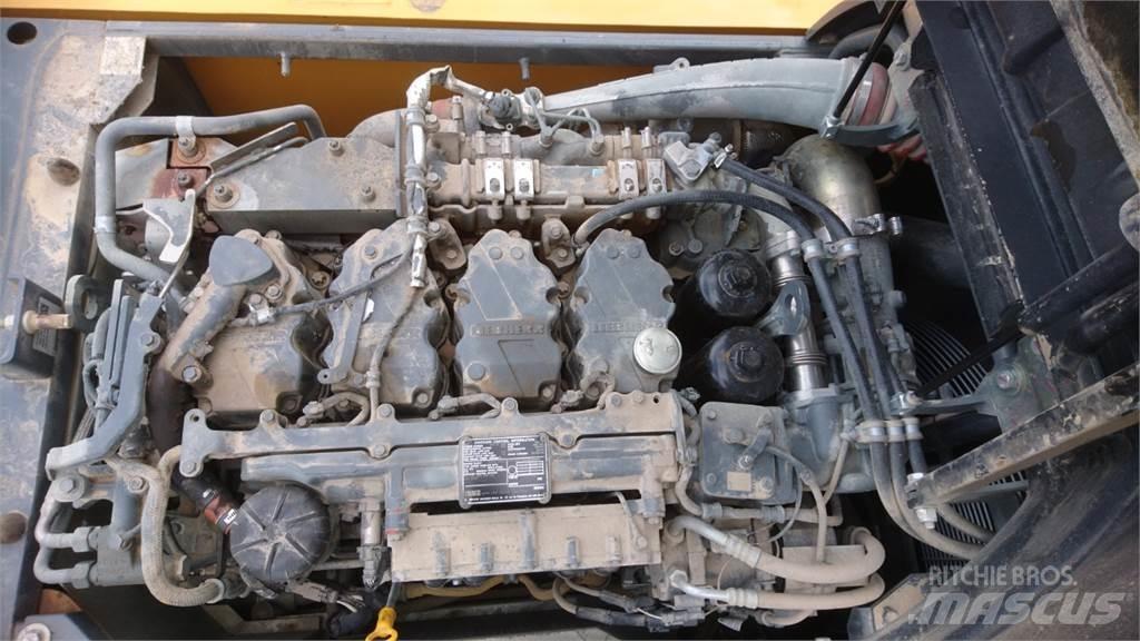 Liebherr R924LC Escavadoras de rastos