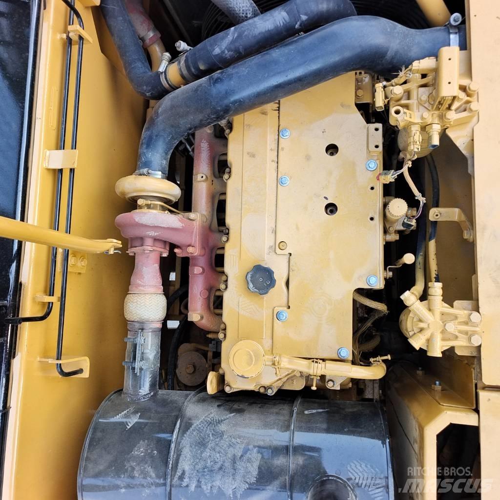 CAT 320D Escavadoras de rastos
