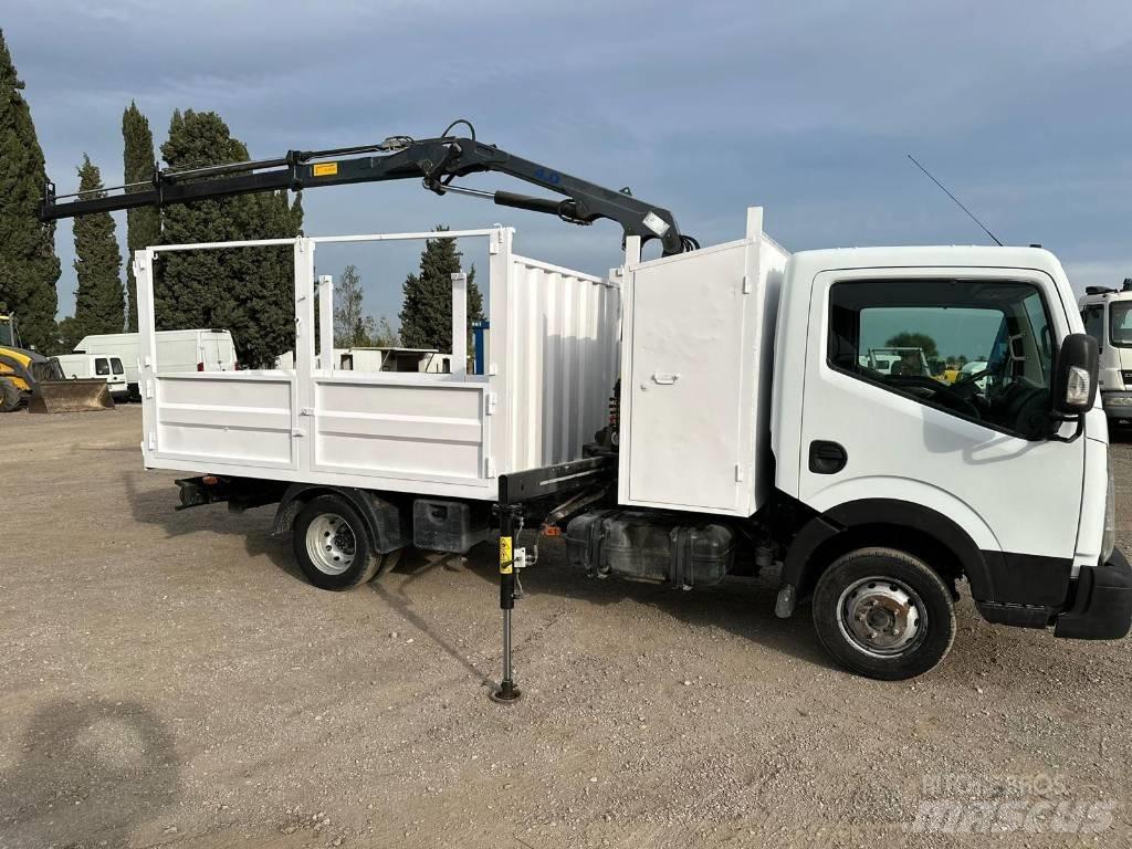 Nissan NT 400 Camiões grua