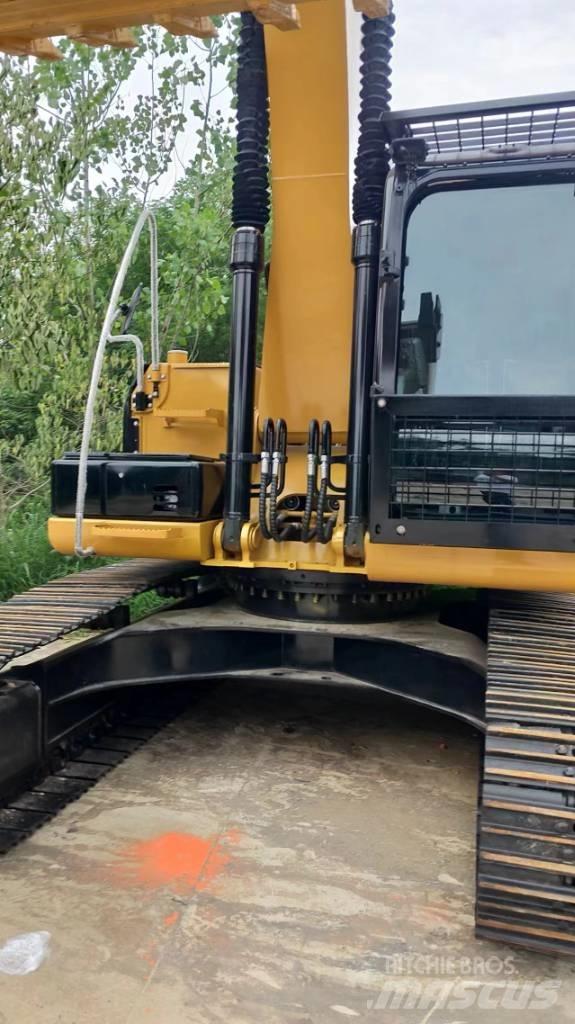 CAT 320D2 Escavadoras de rastos