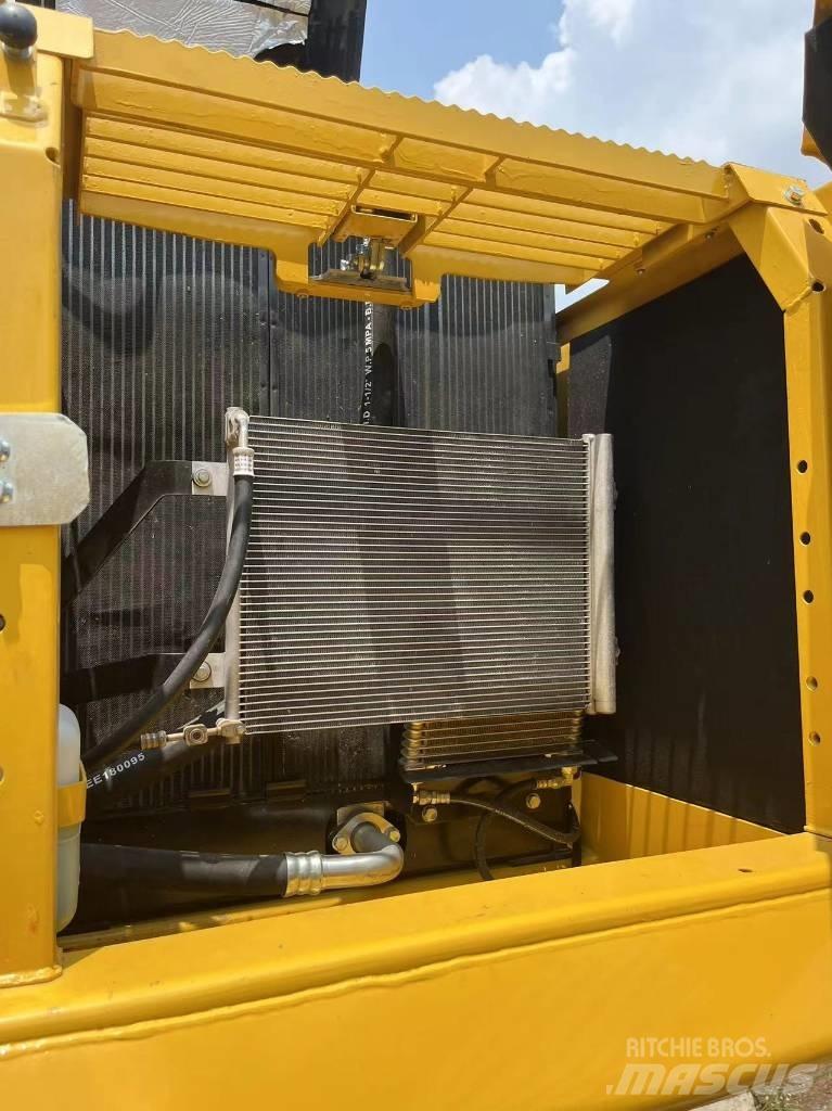 Komatsu PC 240-8 Escavadoras de rastos