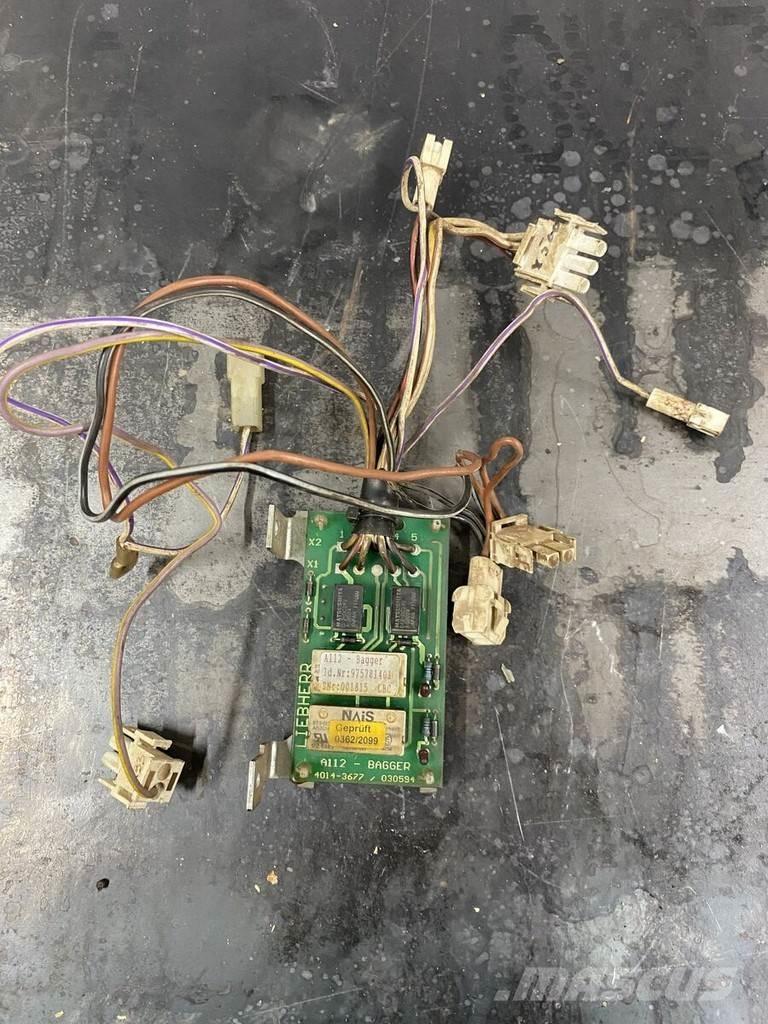 Liebherr E board Transportes - Outros
