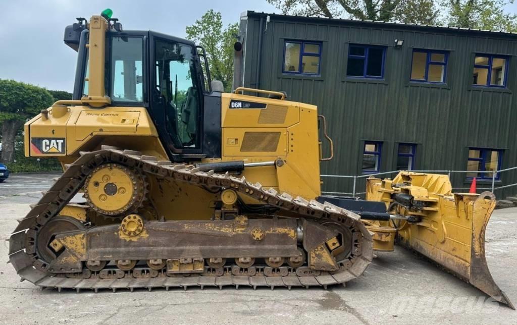 CAT D 6 N LGP Dozers - Tratores rastos