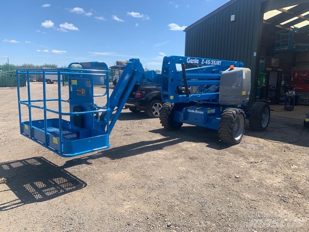Genie Z 45/25 J RT Elevadores braços articulados
