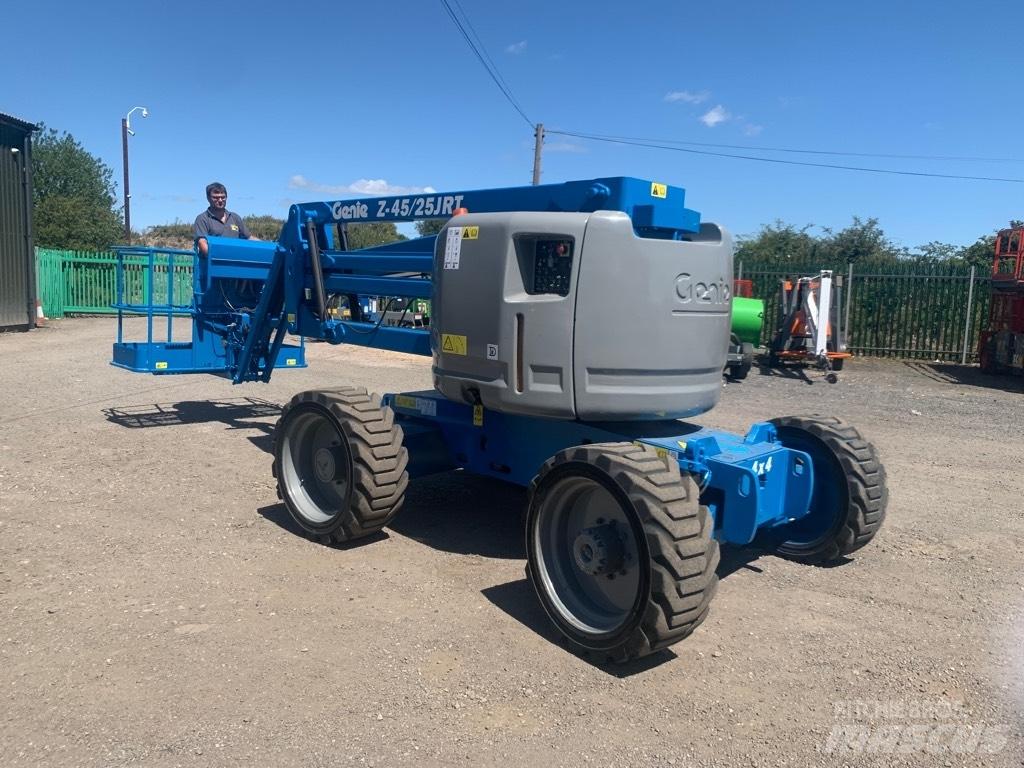 Genie Z 45/25 J RT Elevadores braços articulados