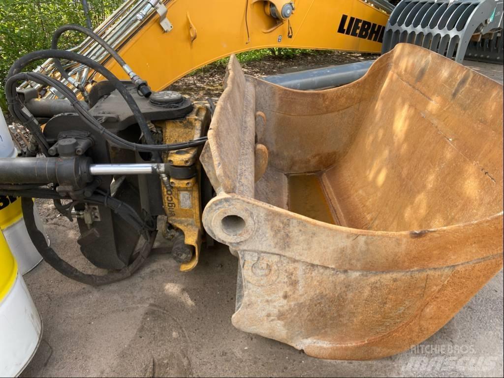 Hitachi ZX 250 LC-6 Escavadoras de rastos