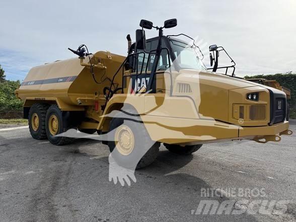 CAT 730C2 Auto-tanques