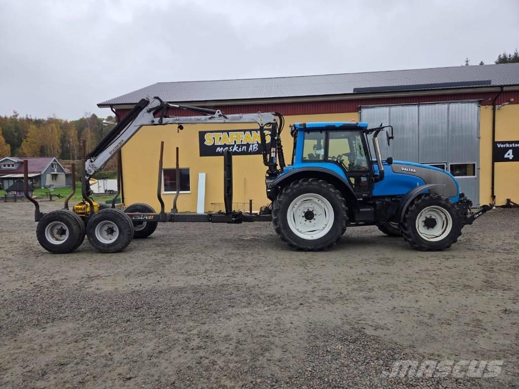 Valtra M 120 Tratores Agrícolas usados