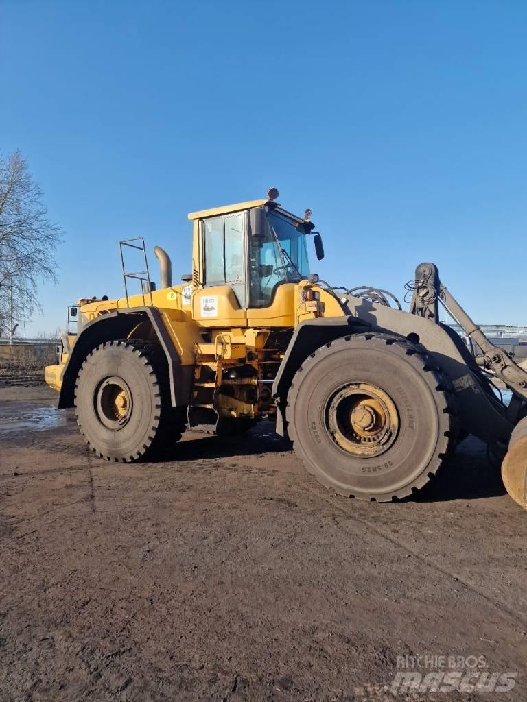 Volvo L 220 F Pás carregadoras de rodas