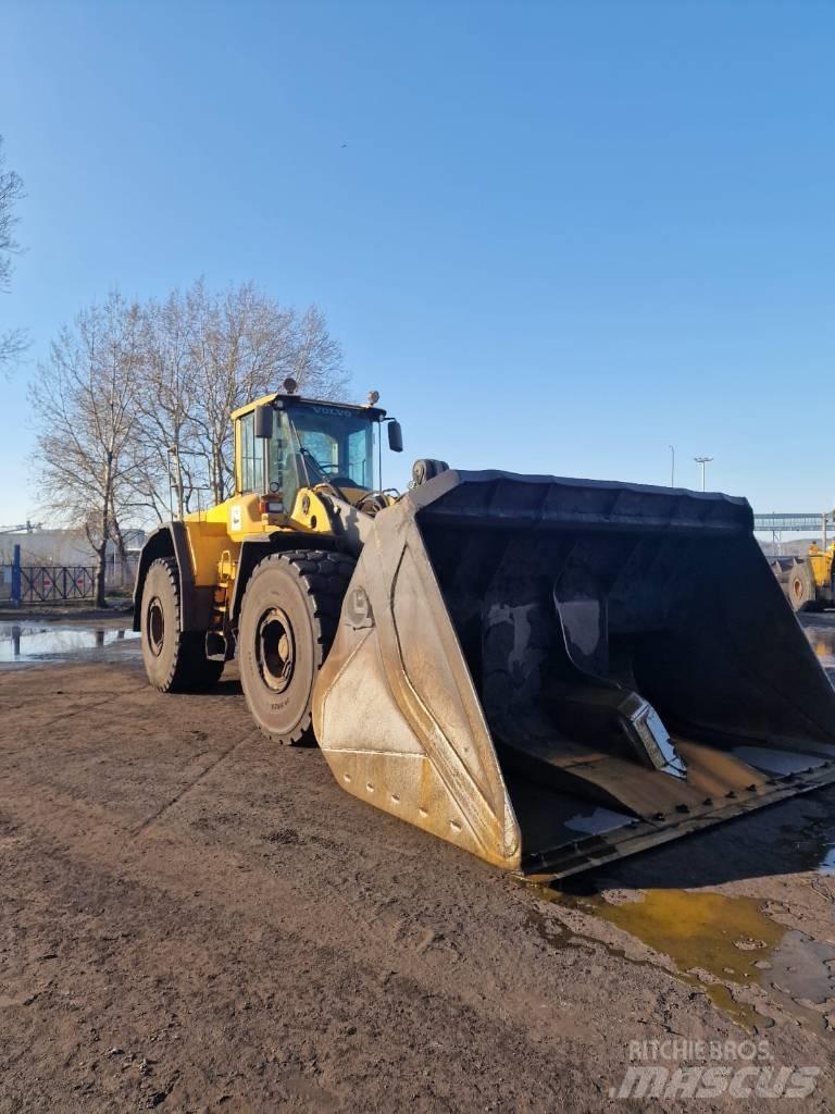 Volvo L 220 F Pás carregadoras de rodas