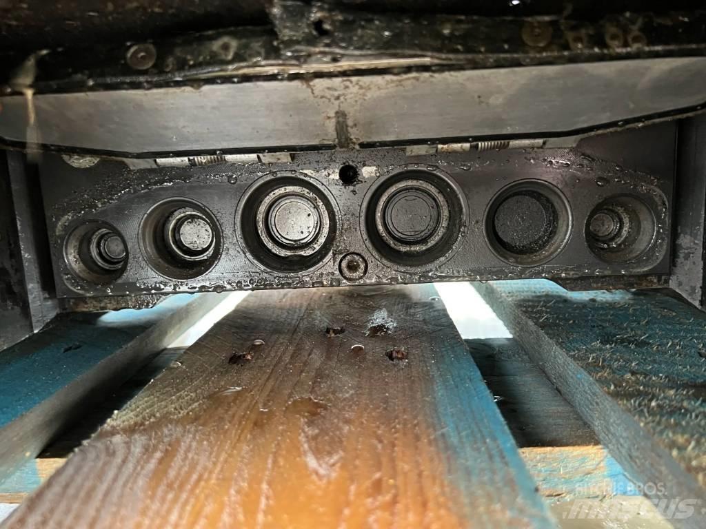 OilQuick OQ80 - M322D Conectores