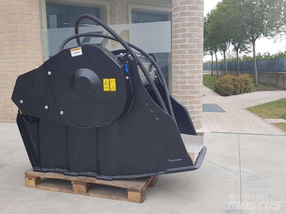 MB Crusher BF 60.1 Baldes britadores