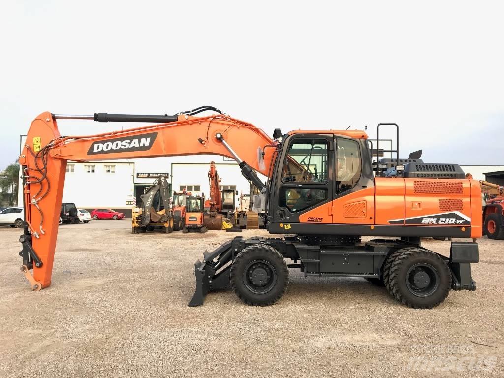 Develon DX 210 W-7 Escavadoras de rodas