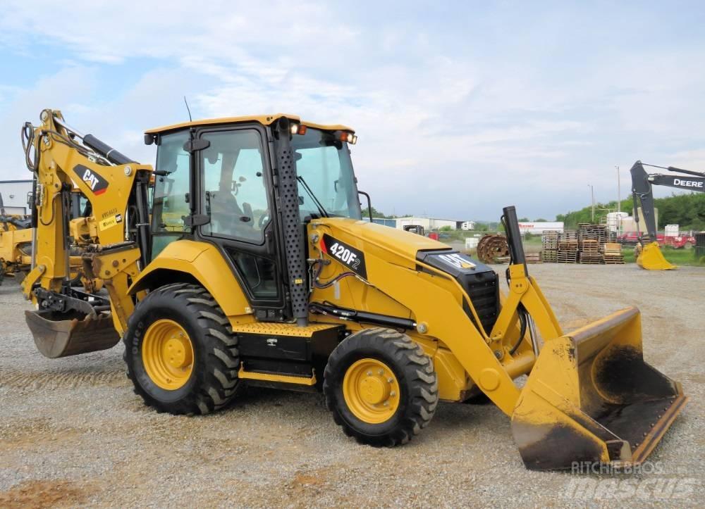 CAT 420F2 Retroescavadoras