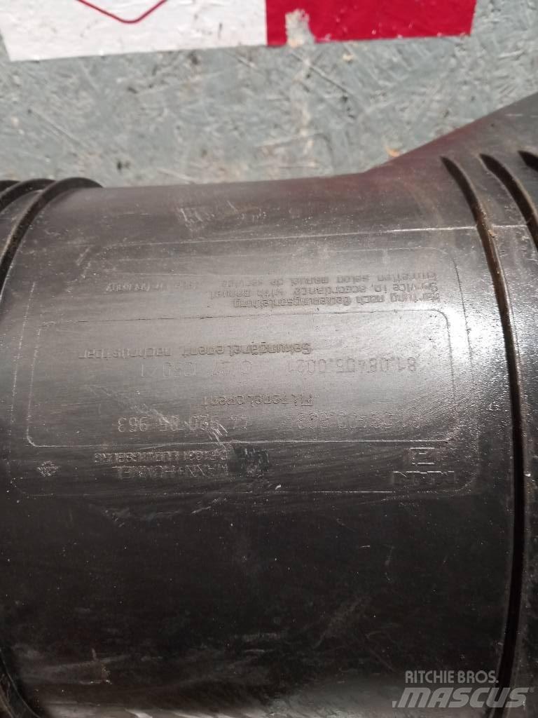 MAN TGX  81084006034 Cabines e interior