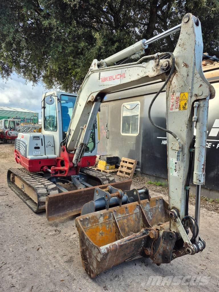 Takeuchi TB250 Mini Escavadoras <7t