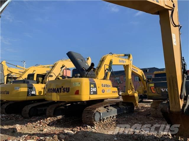 Komatsu PC 240-8 Escavadoras de rastos