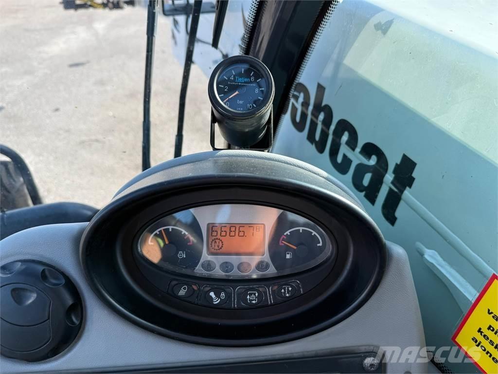 Bobcat TL470 Agri Manipuladores telescópicos