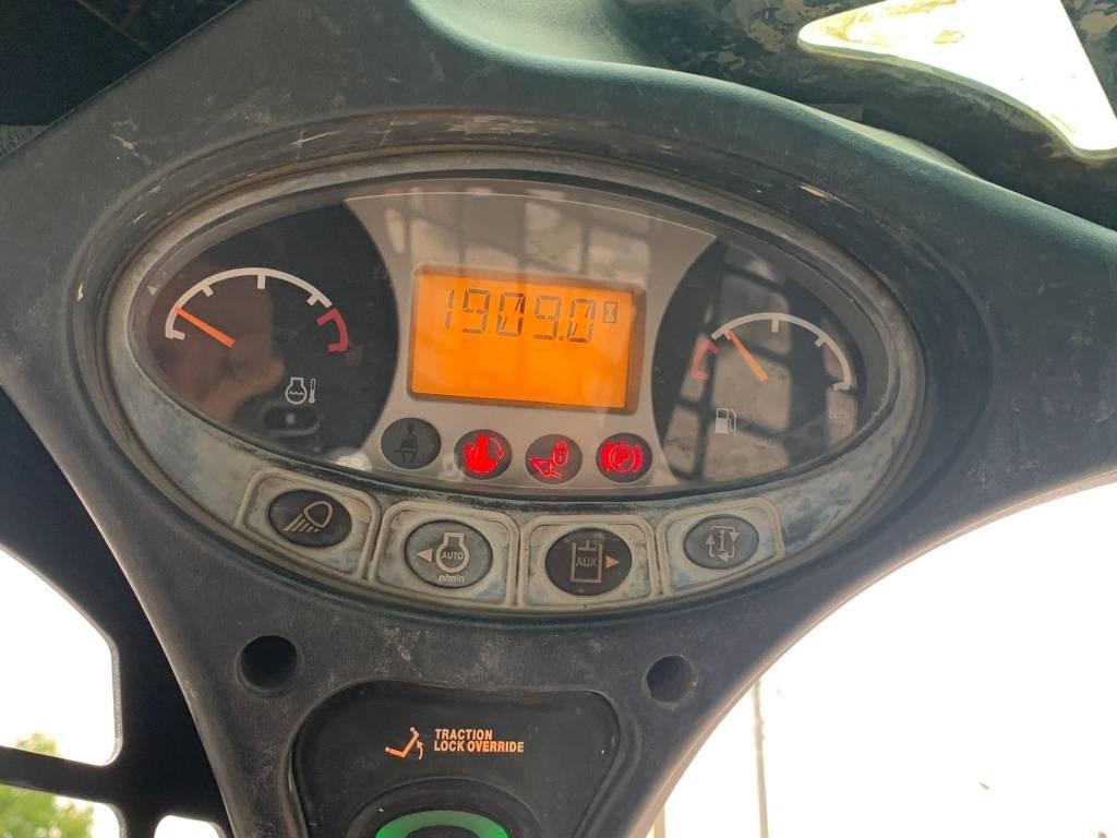Bobcat T 450 Carregadoras de direcção deslizante