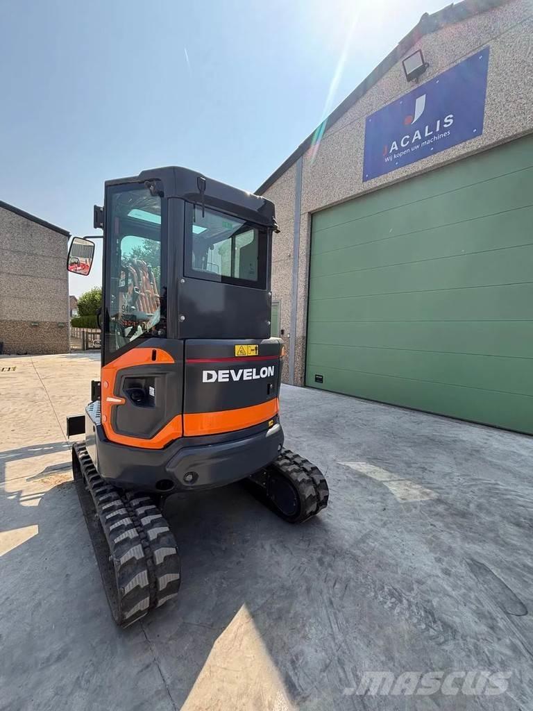 Doosan DX27Z-7 Mini Escavadoras <7t