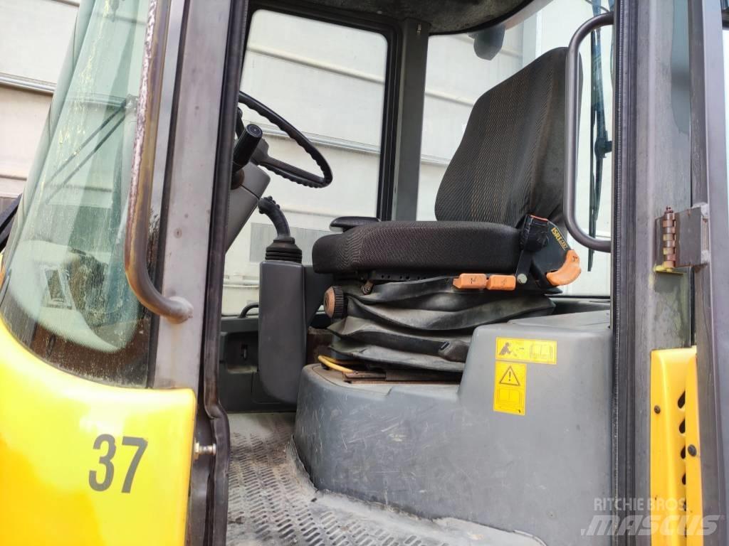 Volvo L 30 B Pás carregadoras de rodas