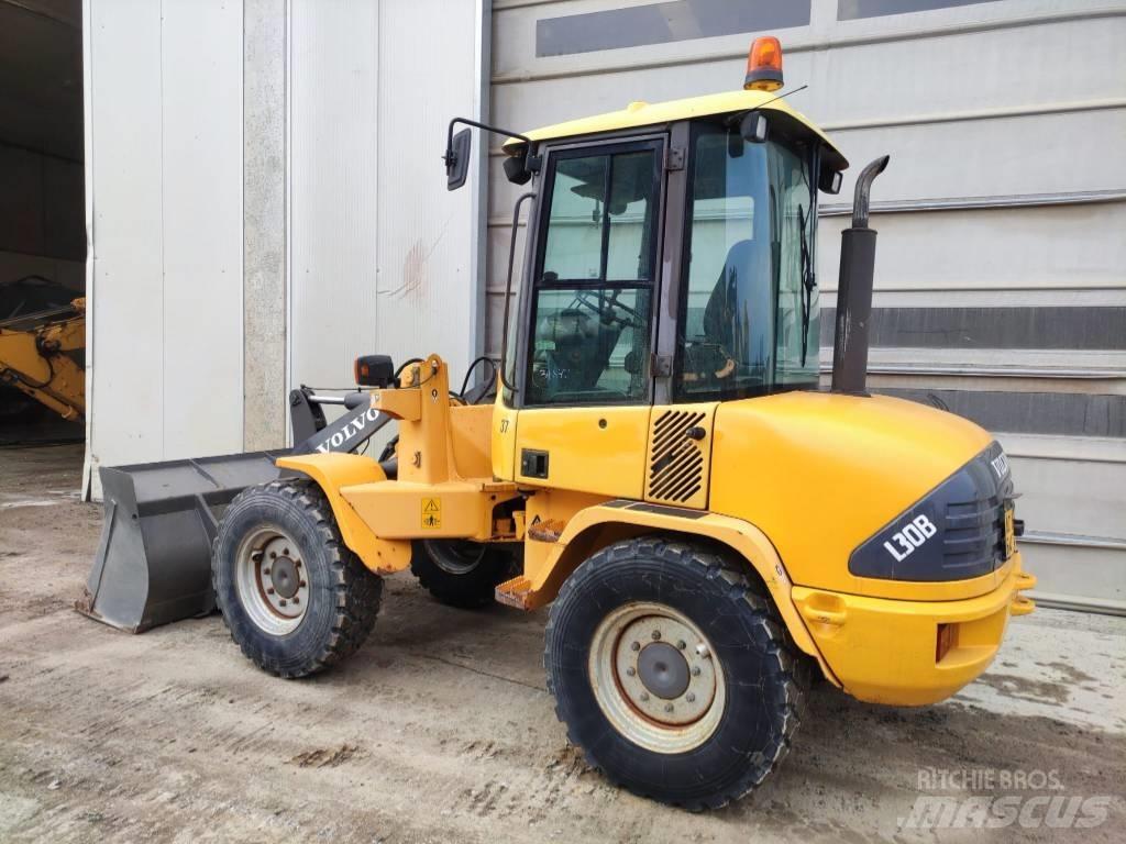 Volvo L 30 B Pás carregadoras de rodas