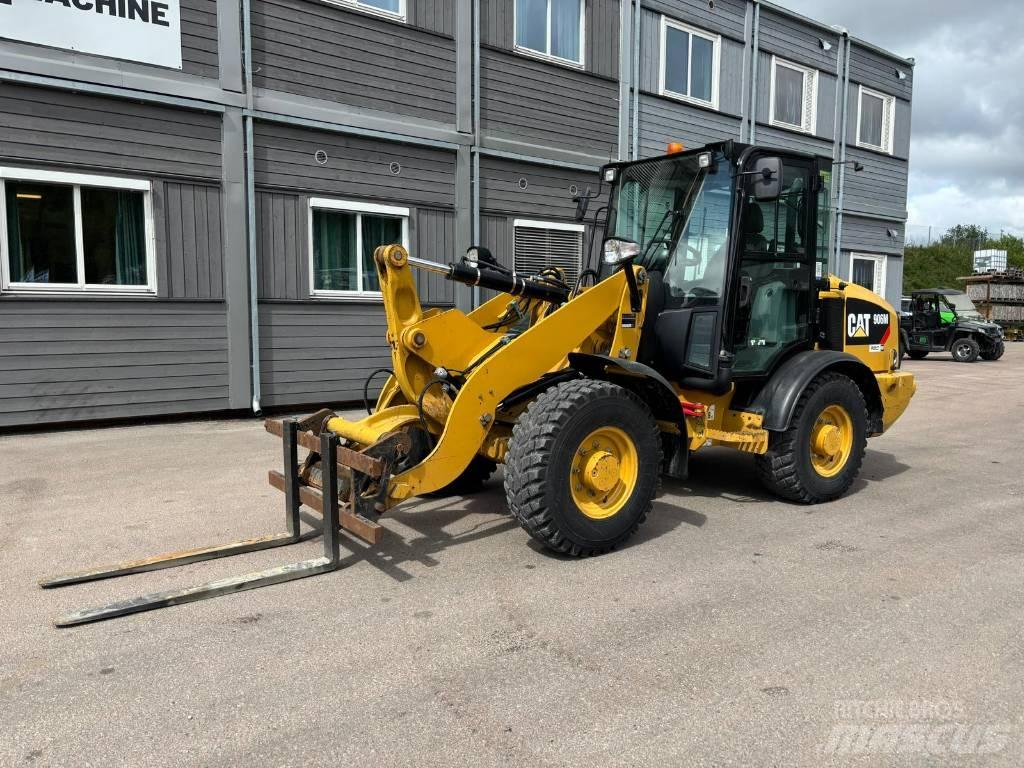  ** SOLD ** CAT 906M Pás carregadoras de rodas