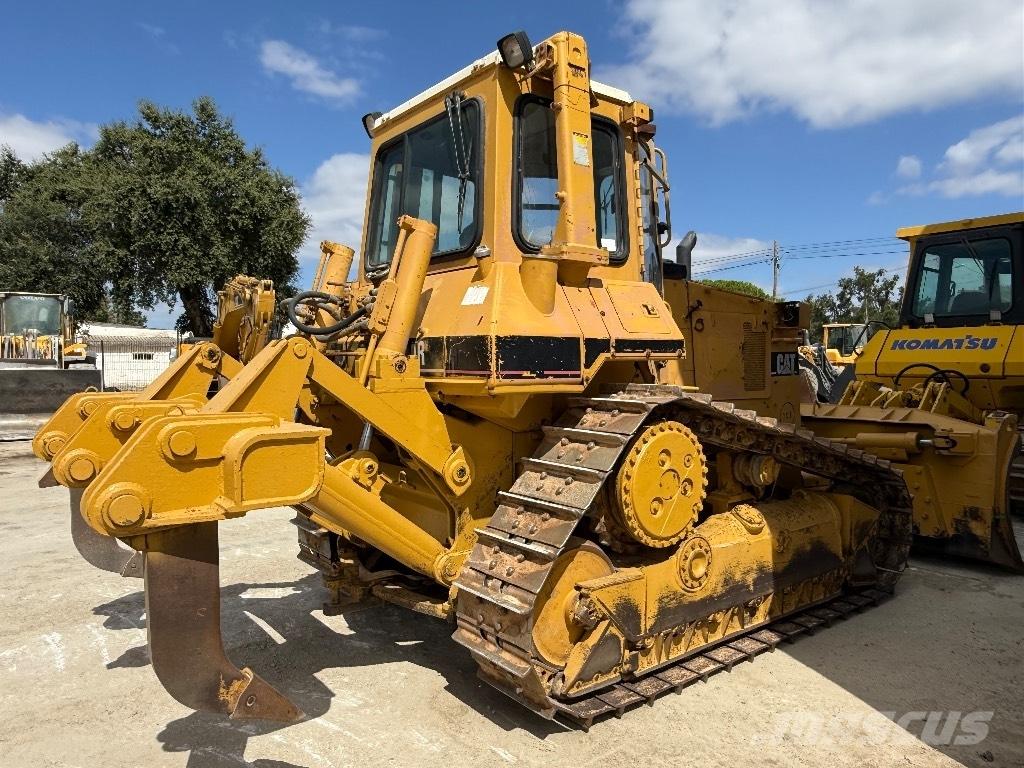CAT D 5 H Dozers - Tratores rastos