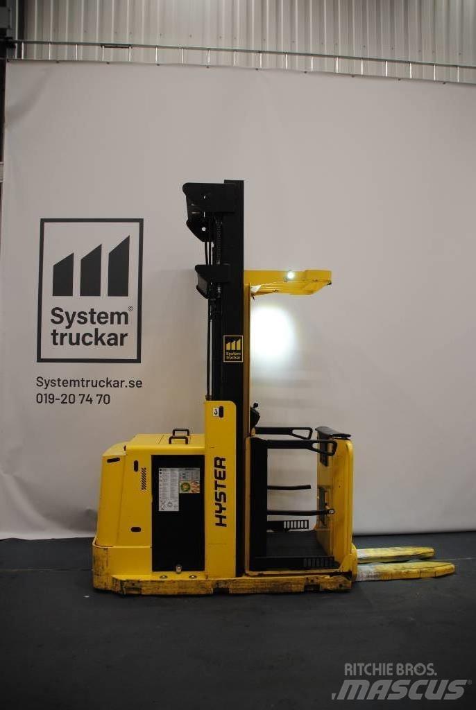 Hyster K1.0L AC Preparadoras de encomendas de alta elevação