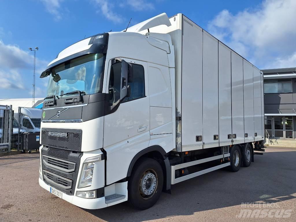 Volvo FH 500 Camiões de caixa fechada
