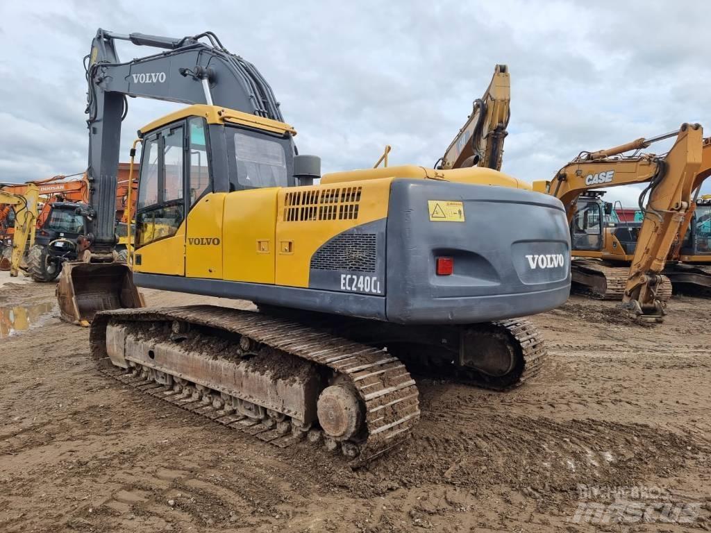 Volvo EC 240 C L Escavadoras de rastos