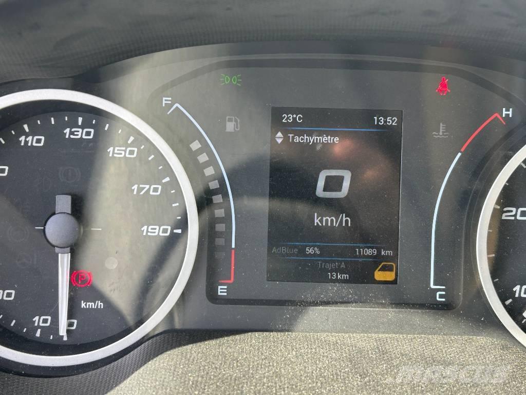 Iveco IS35SI2AA Plataformas aéreas montadas em camião