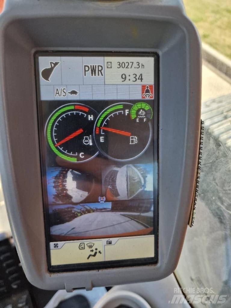 Hitachi ZX 210 LC-6 Escavadoras de rastos
