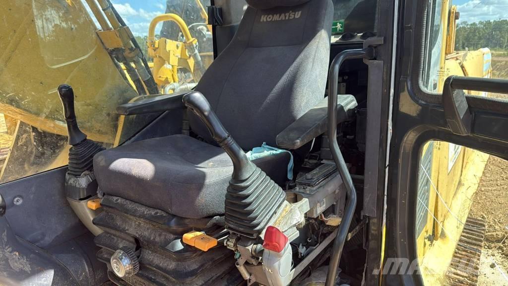 Komatsu 2012 Gruas de rastos