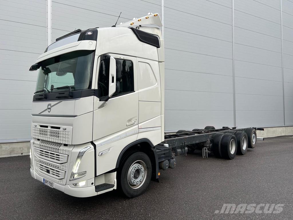 Volvo FH Camiões de chassis e cabine